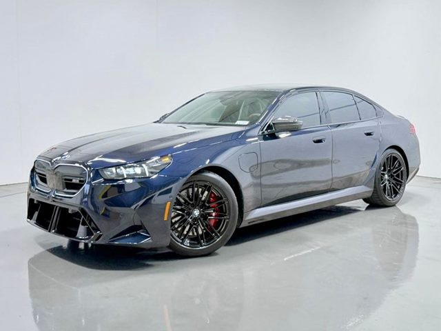 Carbon Black Metallic 2026 BMW M5 Sedan All-Wheel Drive 8-Speed Automatic