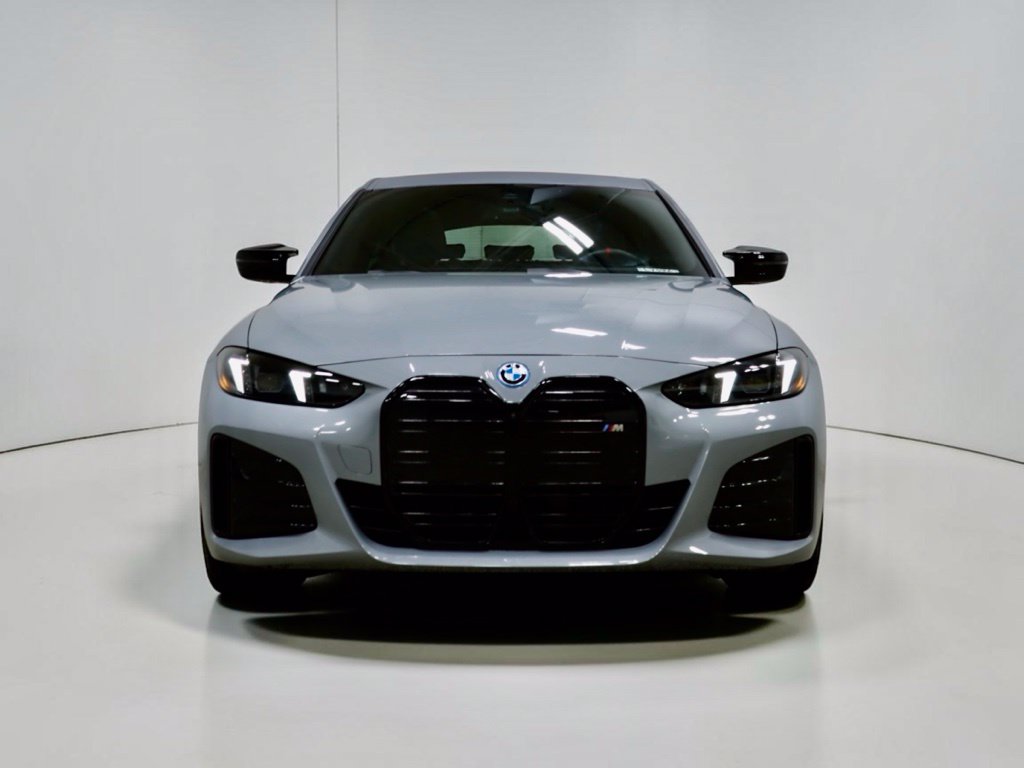 Photo 9 of this BMW i4