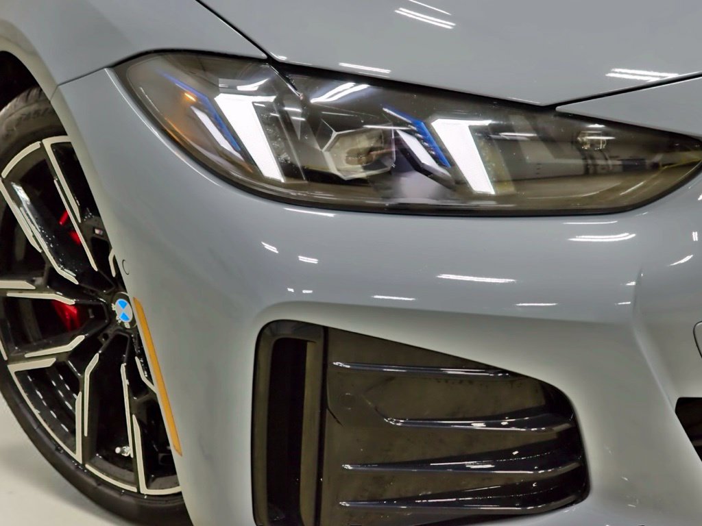 Photo 14 of this BMW i4