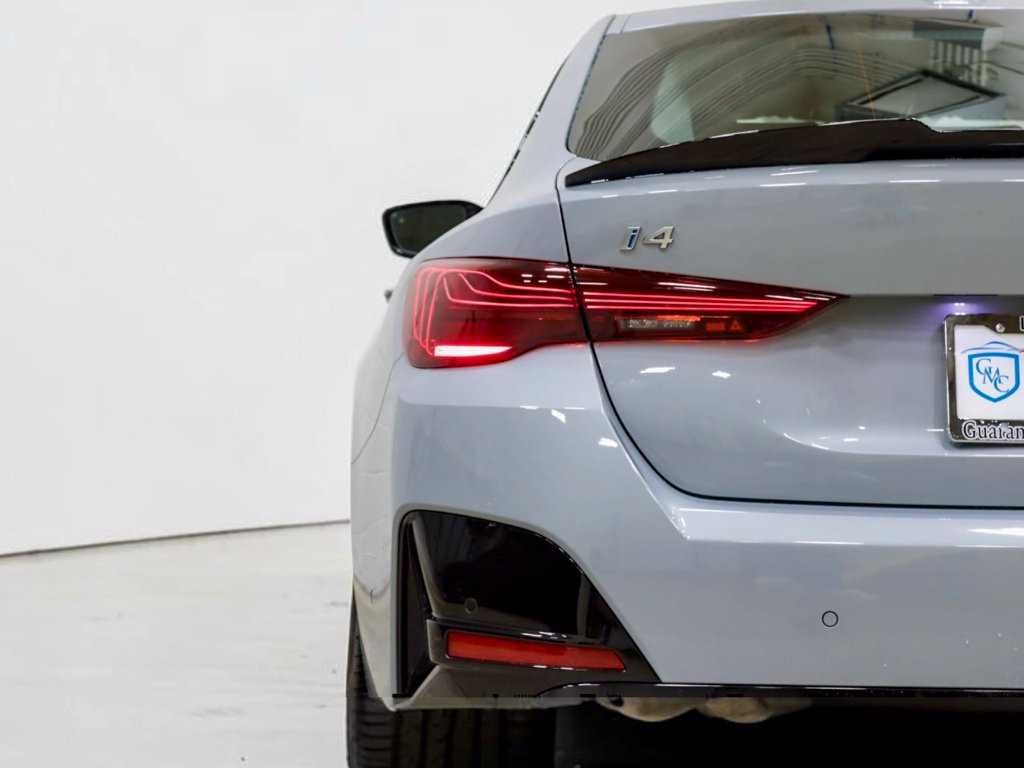 Photo 21 of this BMW i4