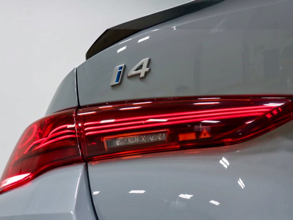 Photo 24 of this BMW i4