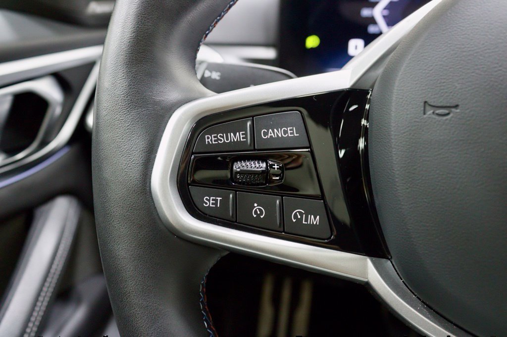Photo 38 of this BMW i4