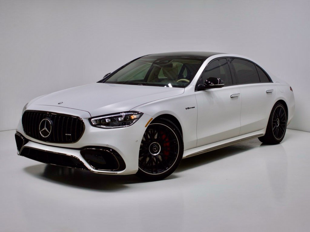 Photo 2 of this Mercedes-Benz AMG S 63 E