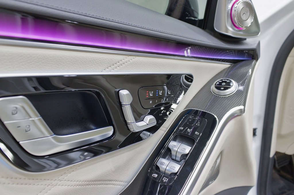 Photo 24 of this Mercedes-Benz AMG S 63 E