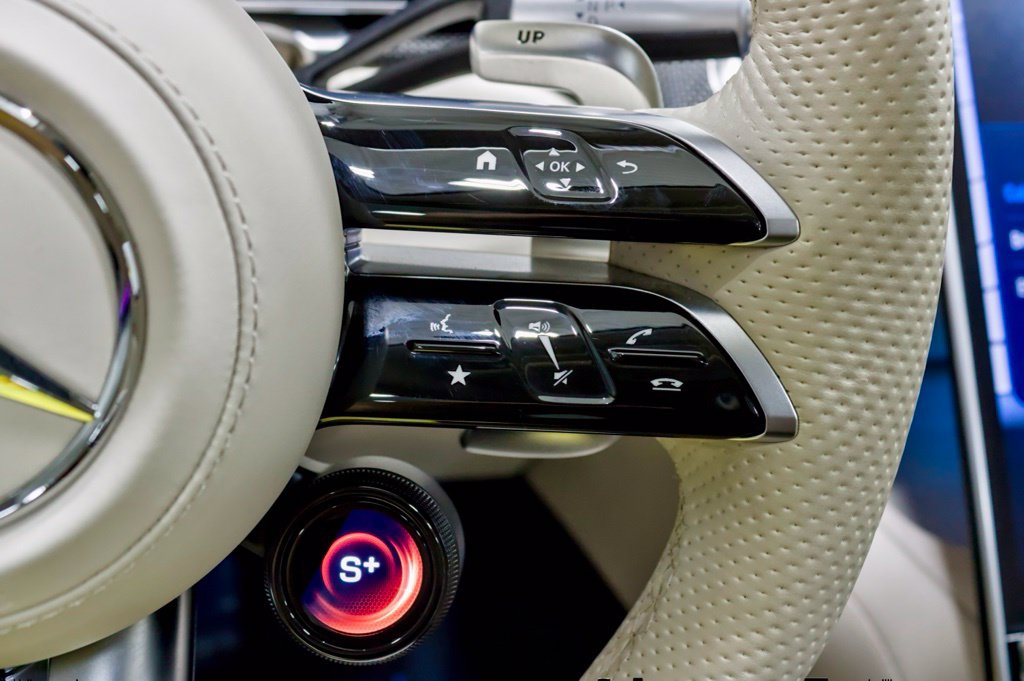 Photo 27 of this Mercedes-Benz AMG S 63 E