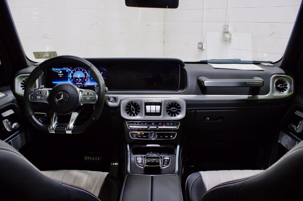 Photo 30 of this Mercedes-Benz AMG G 63