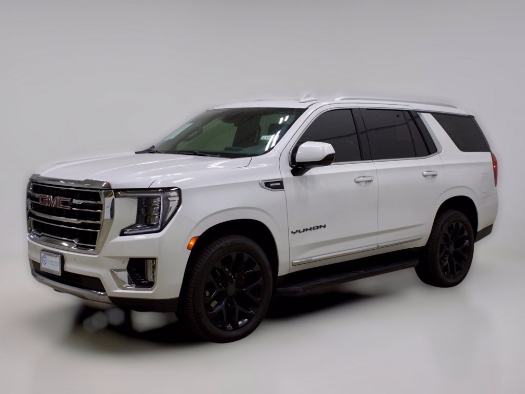 Photo 3 of this GMC Yukon