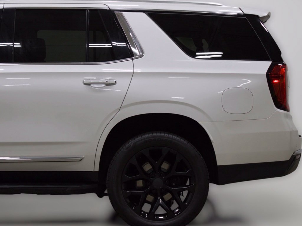 Photo 6 of this GMC Yukon