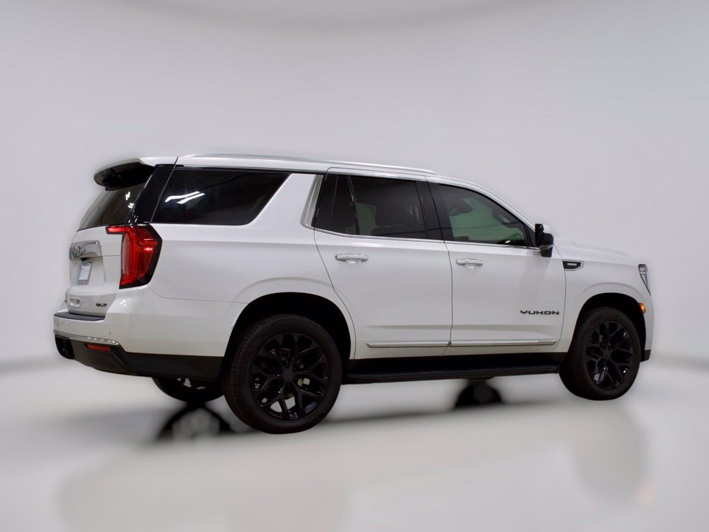 Photo 13 of this GMC Yukon