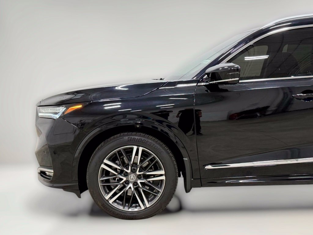 Photo 13 of this Acura MDX