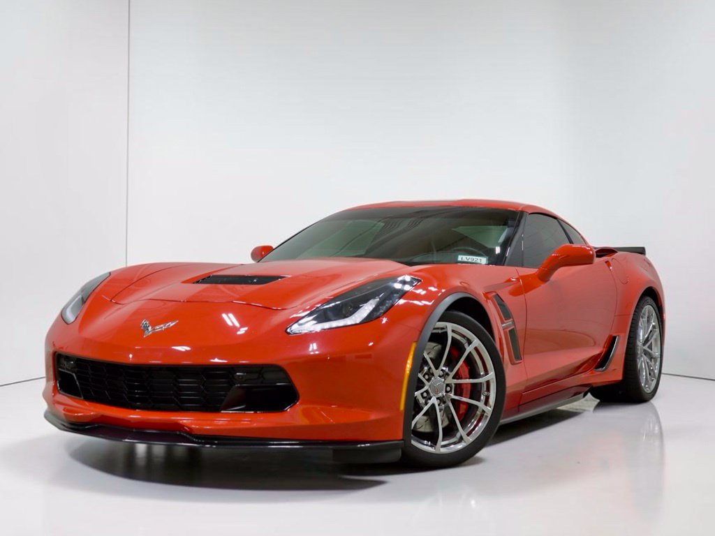 Photo 2 of this Chevrolet Corvette