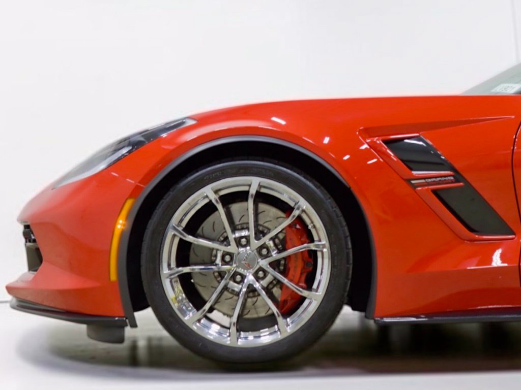 Photo 5 of this Chevrolet Corvette