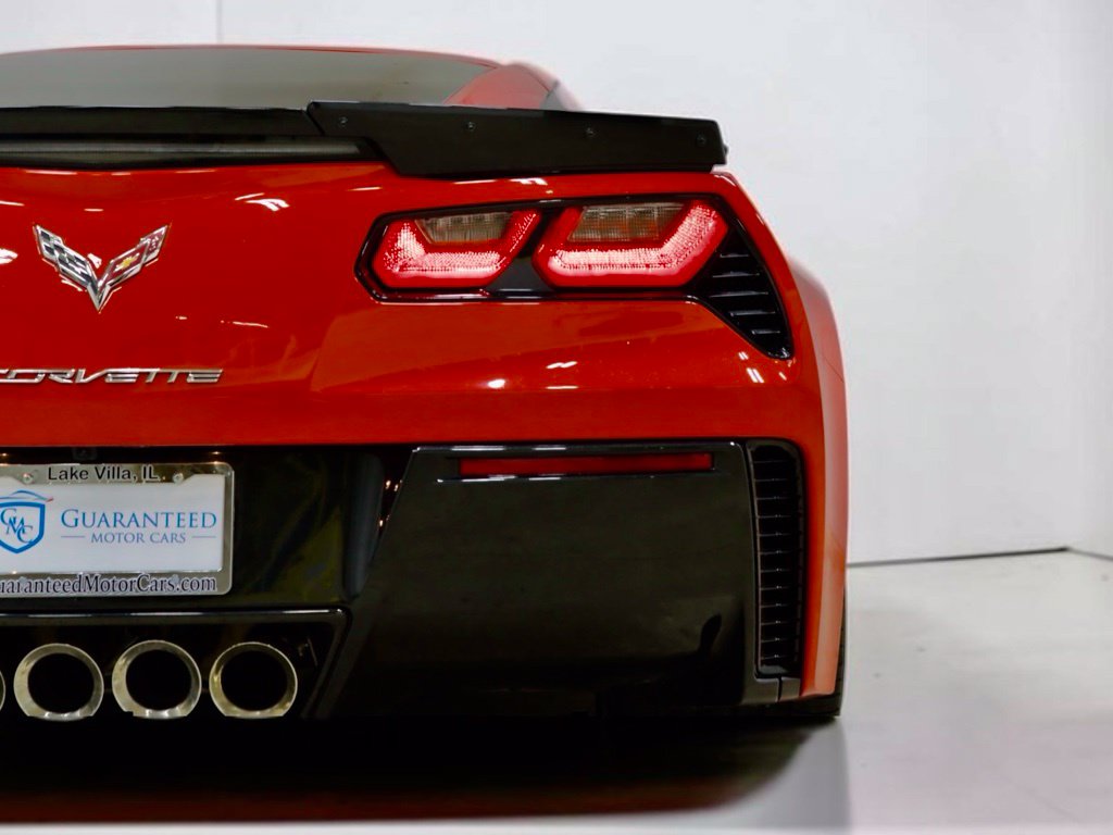 Photo 17 of this Chevrolet Corvette