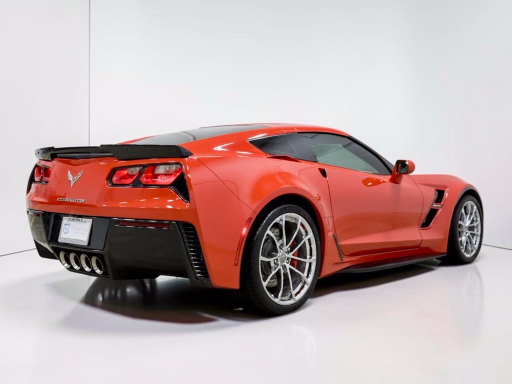 Photo 18 of this Chevrolet Corvette