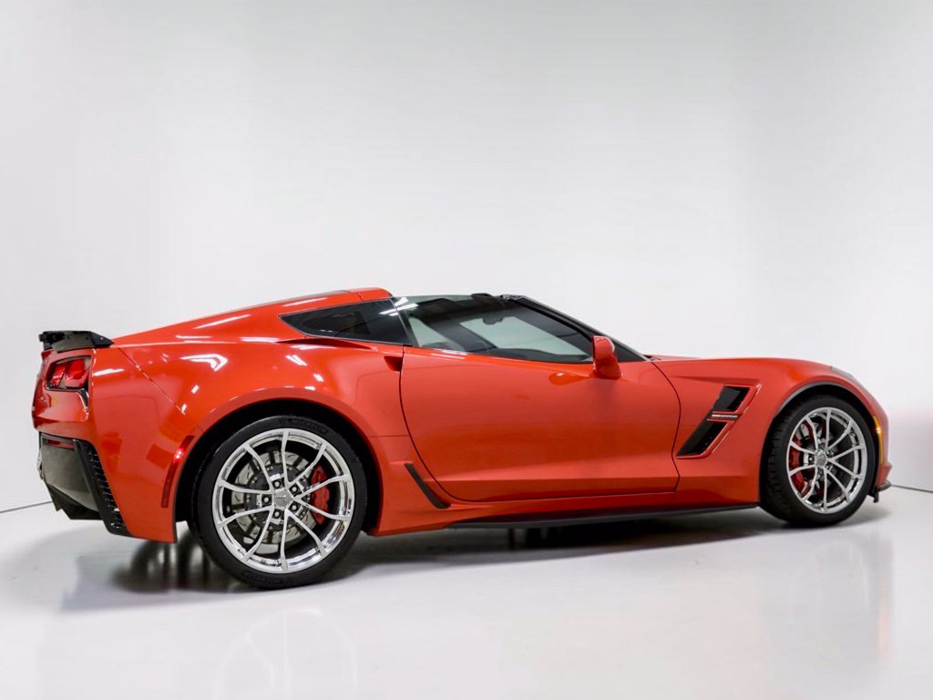 Photo 25 of this Chevrolet Corvette