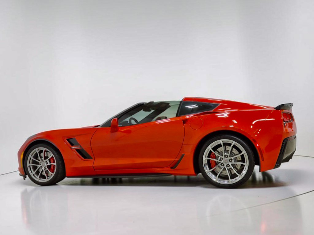 Photo 26 of this Chevrolet Corvette