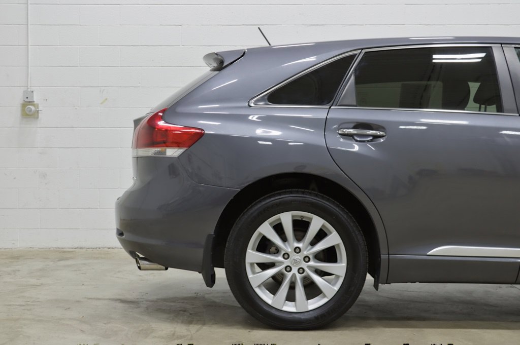 Photo 8 of this Toyota Venza