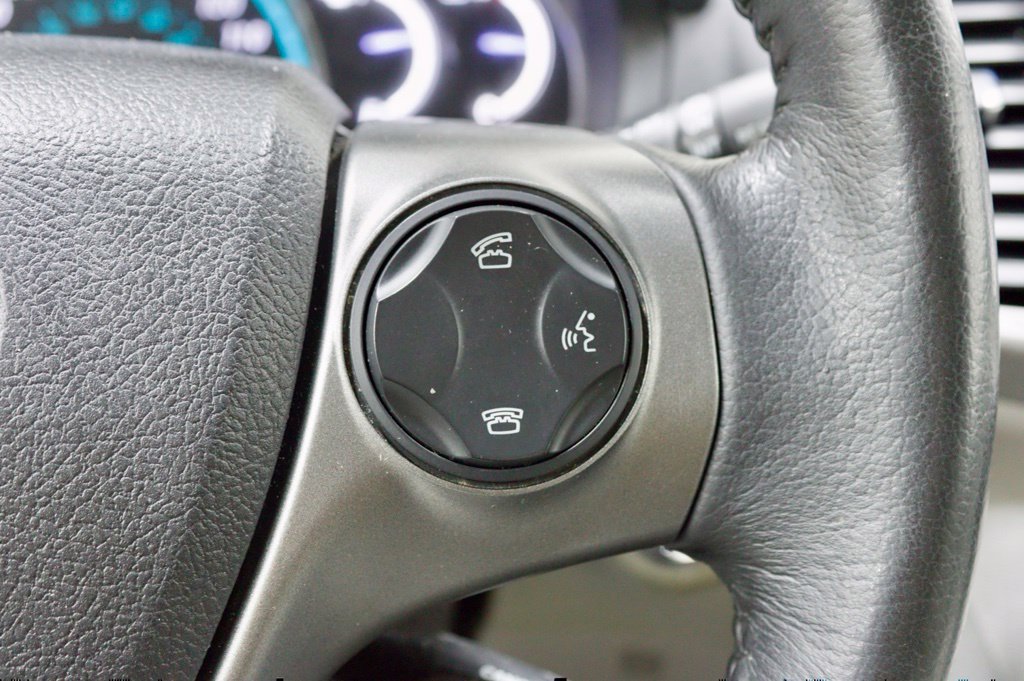 Photo 63 of this Toyota Venza