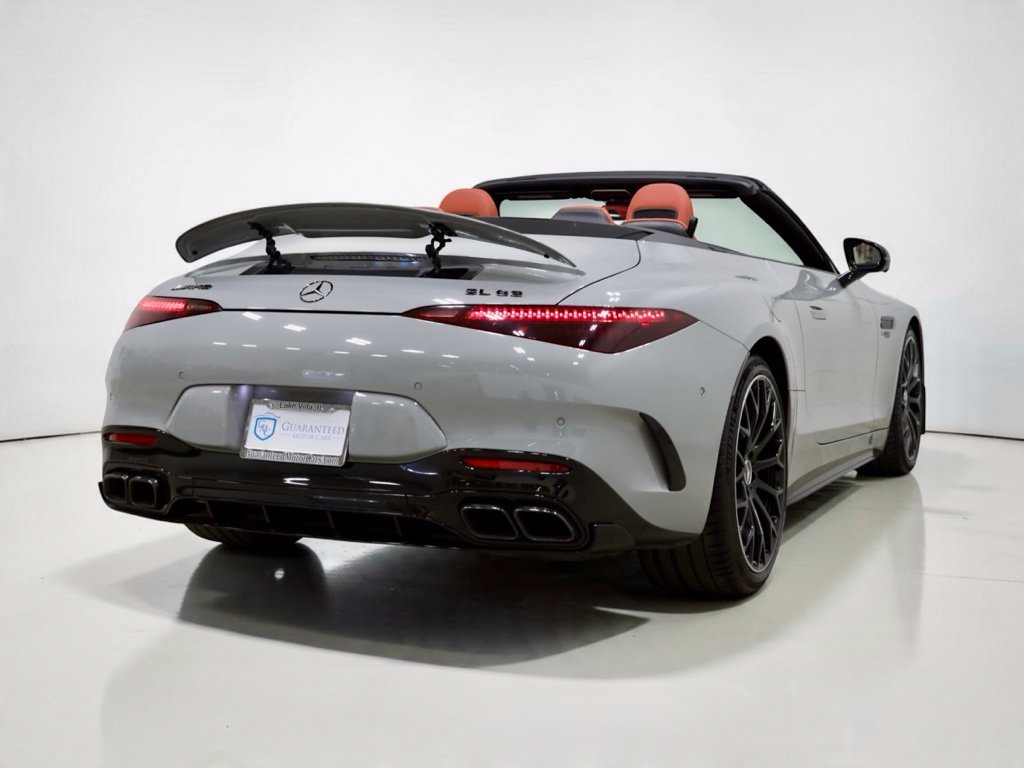 Photo 13 of this Mercedes-Benz AMG SL 63