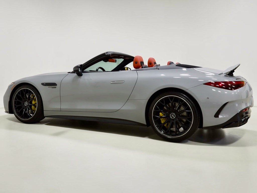 Photo 23 of this Mercedes-Benz AMG SL 63