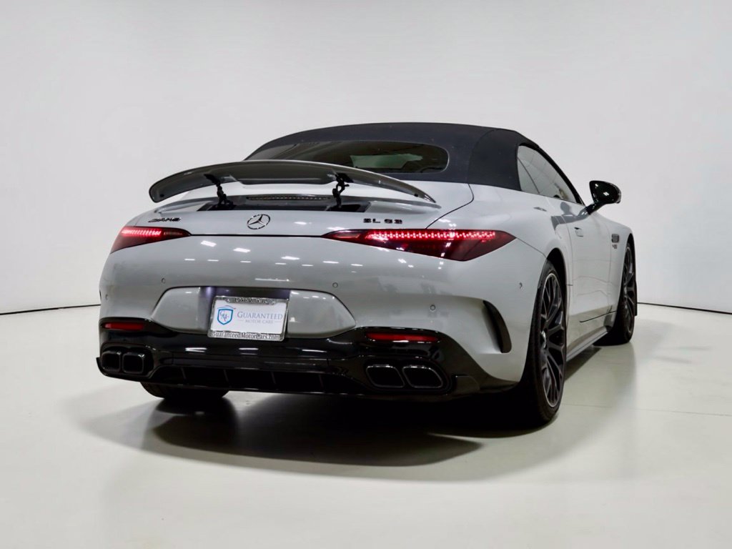 Photo 34 of this Mercedes-Benz AMG SL 63