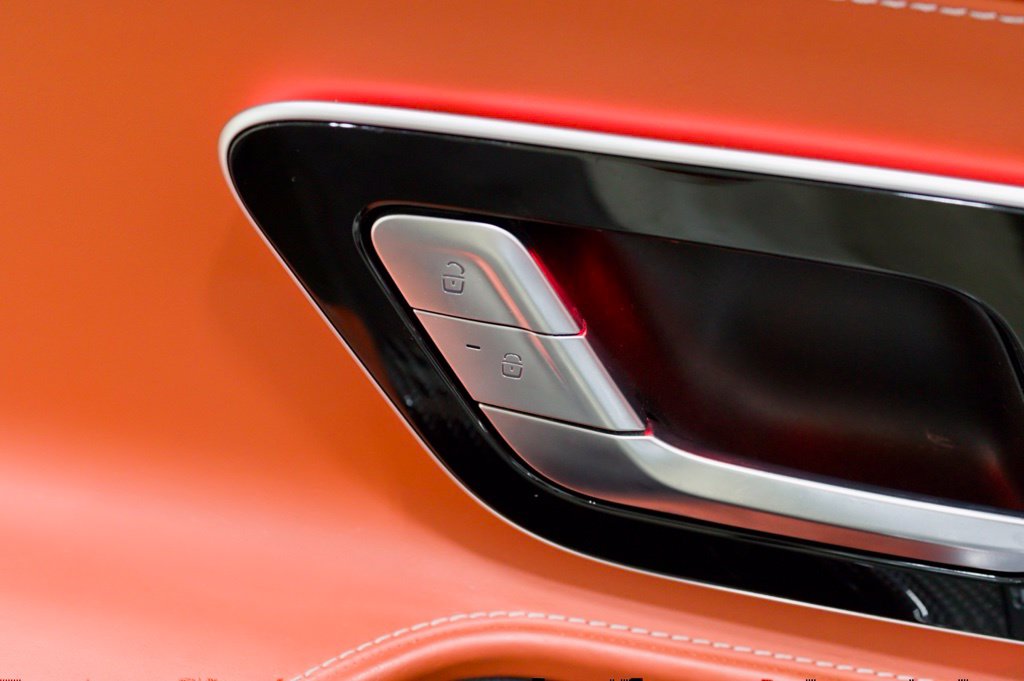 Photo 53 of this Mercedes-Benz AMG SL 63