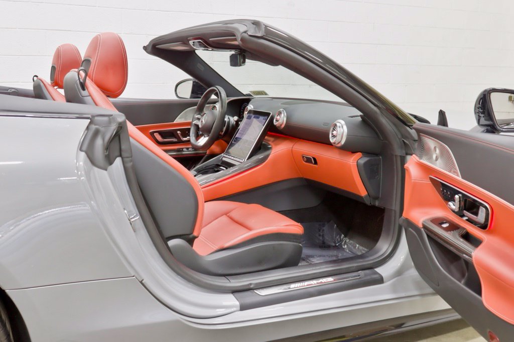 Photo 62 of this Mercedes-Benz AMG SL 63