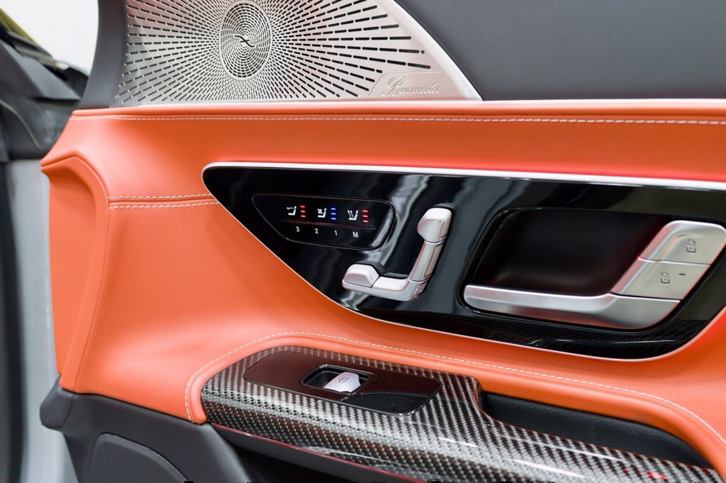 Photo 63 of this Mercedes-Benz AMG SL 63