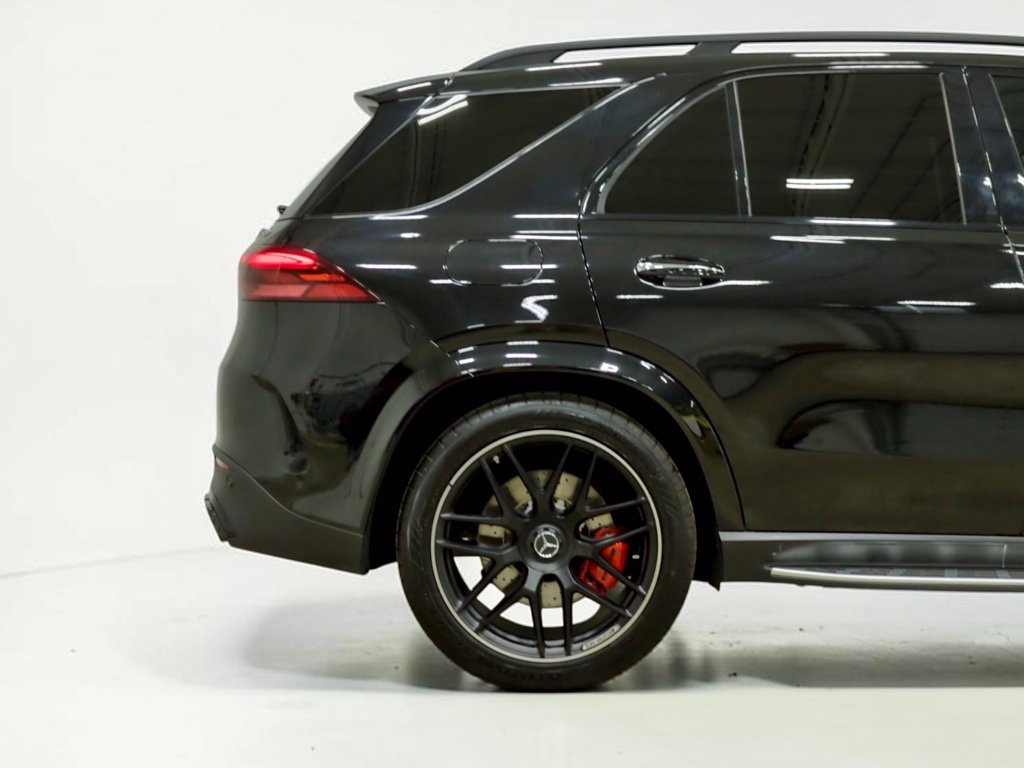 Photo 14 of this Mercedes-Benz AMG GLE 63