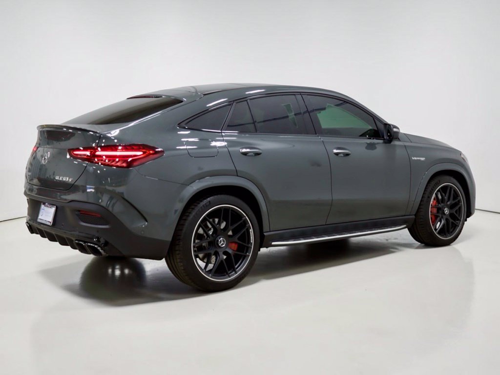 Photo 18 of this Mercedes-Benz AMG GLE 63