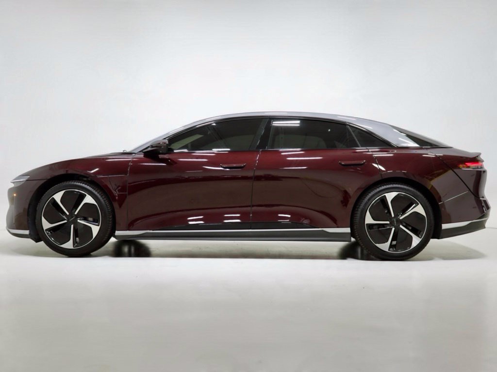 Photo 5 of this Lucid Air