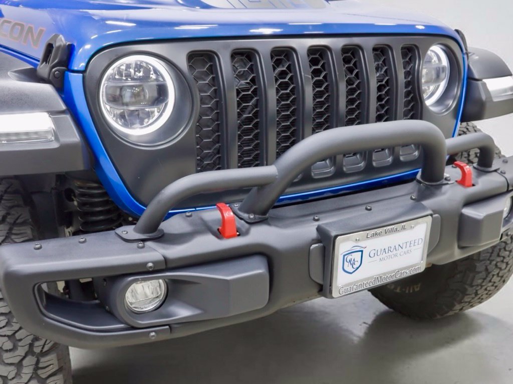 Photo 8 of this Jeep Gladiator