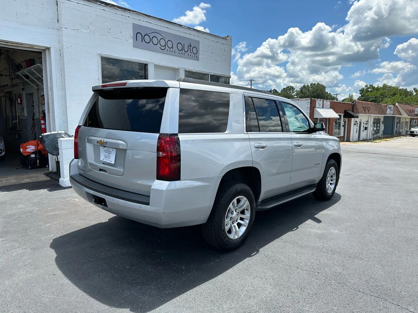 2020 Chevrolet Tahoe LS - Photo 4