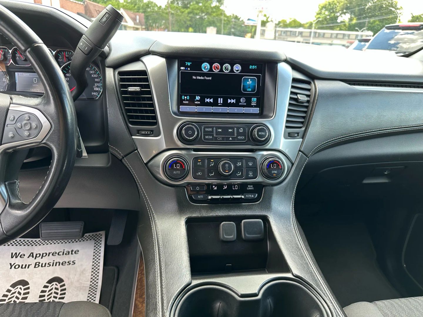 2020 Chevrolet Tahoe LS - Photo 12