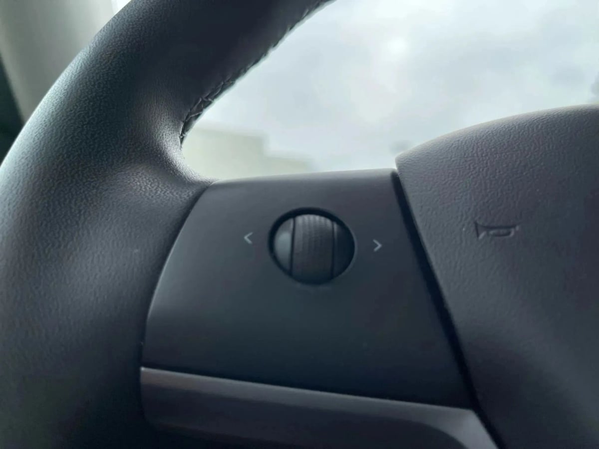 2023 Tesla Model Y Long Range - Photo 19