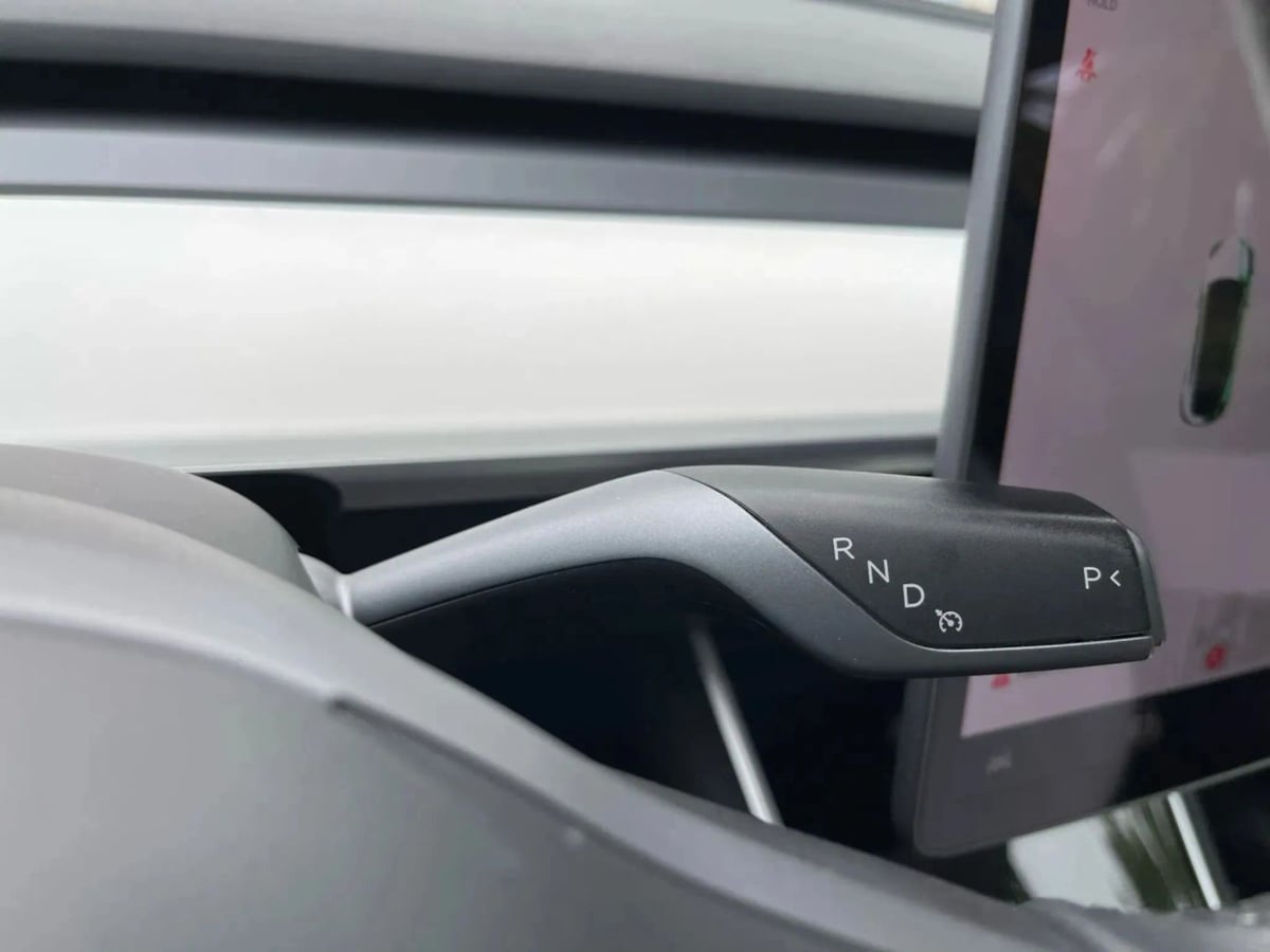 2023 Tesla Model Y Long Range - Photo 22