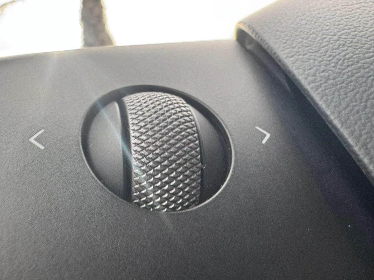 2023 Tesla Model Y Long Range - Photo 25