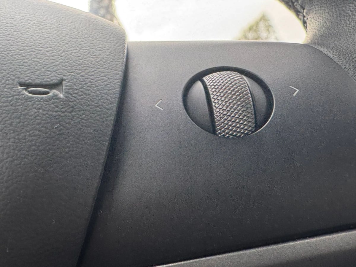 2023 Tesla Model Y Long Range - Photo 26