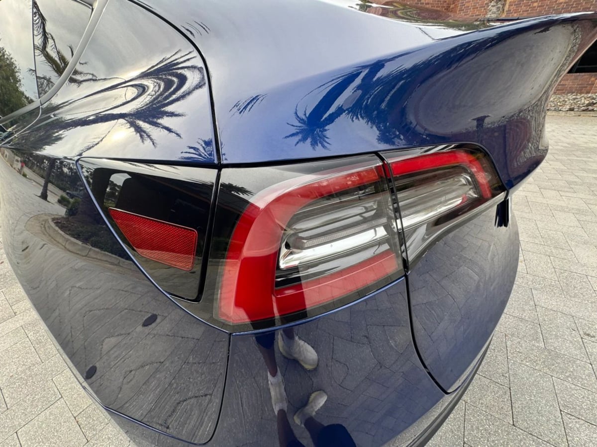 2023 Tesla Model Y Long Range - Photo 29