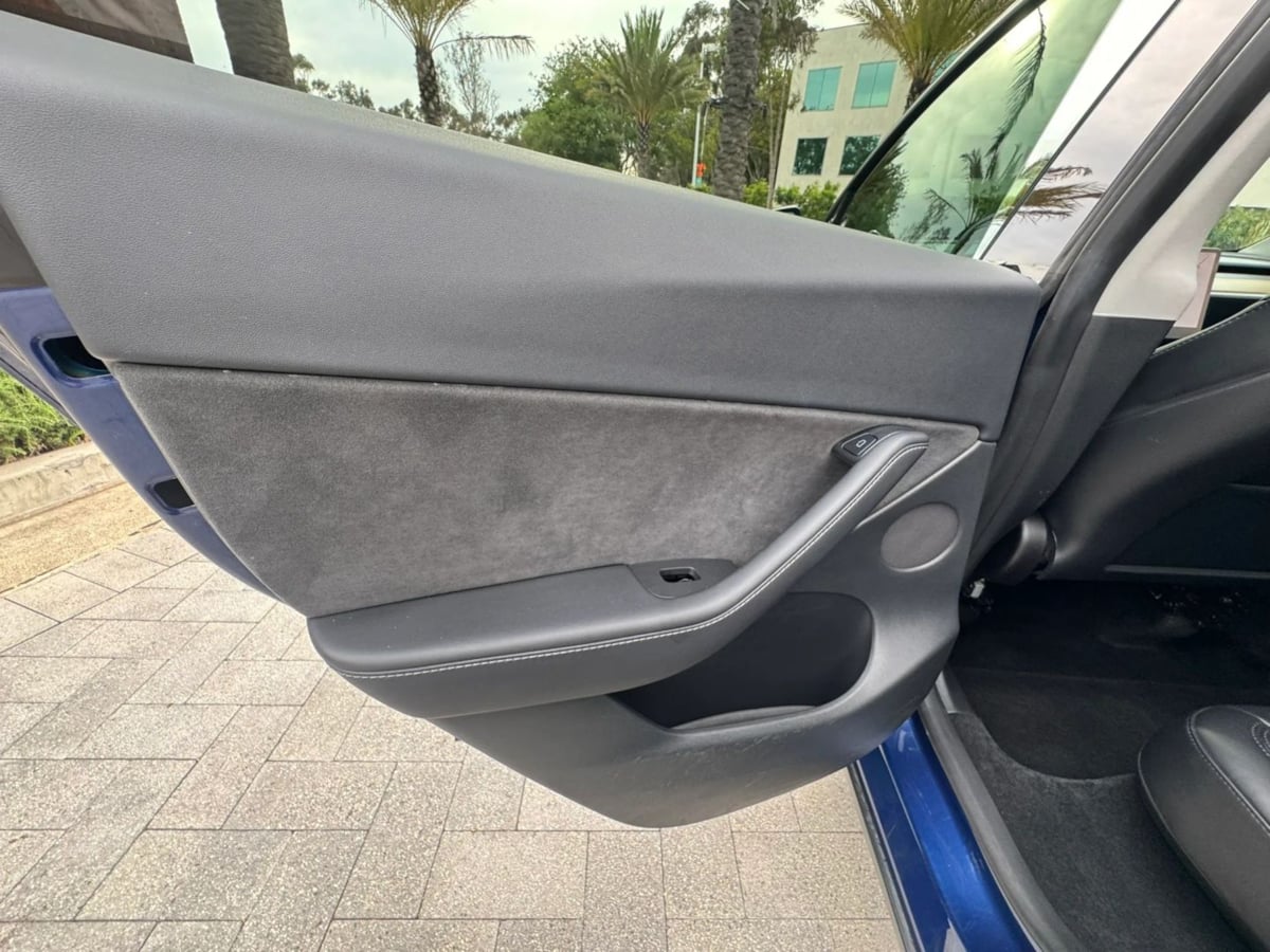 2023 Tesla Model Y Long Range - Photo 33