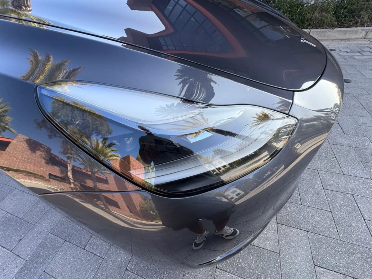 2024 Tesla Model Y Long Range - Photo 22