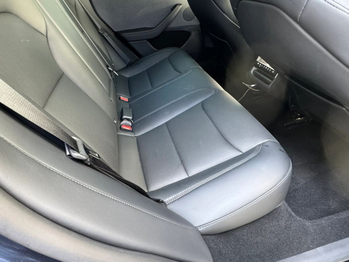 2025 Tesla Model 3 Long Range - Photo 15