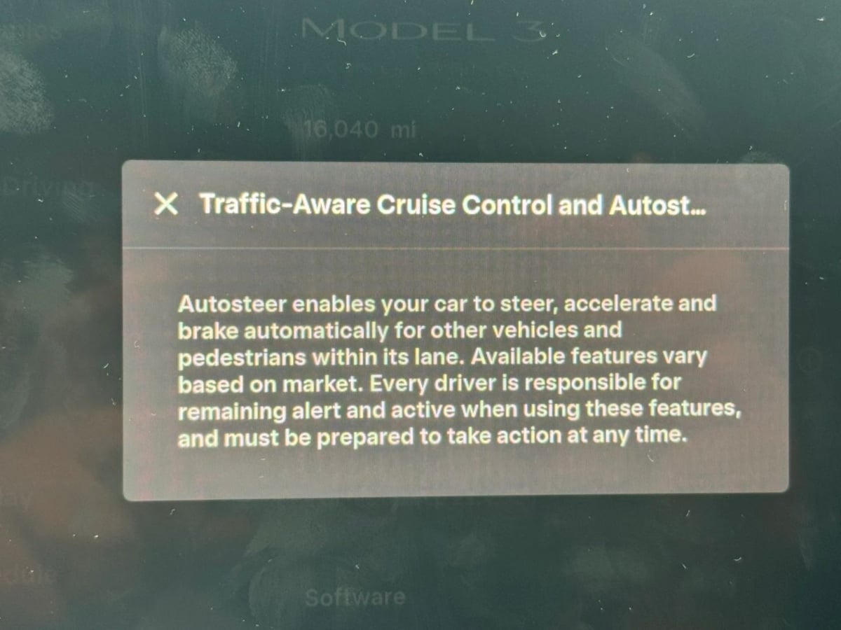 2025 Tesla Model 3 Long Range - Photo 27