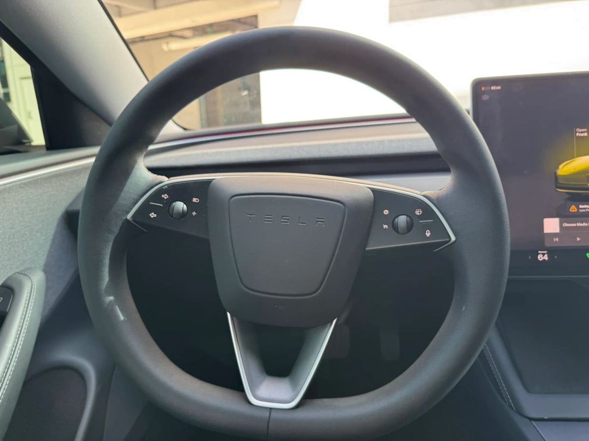 2025 Tesla Model 3 Long Range - Photo 33