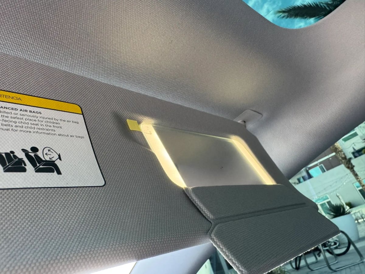 2025 Tesla Model 3 Long Range - Photo 36