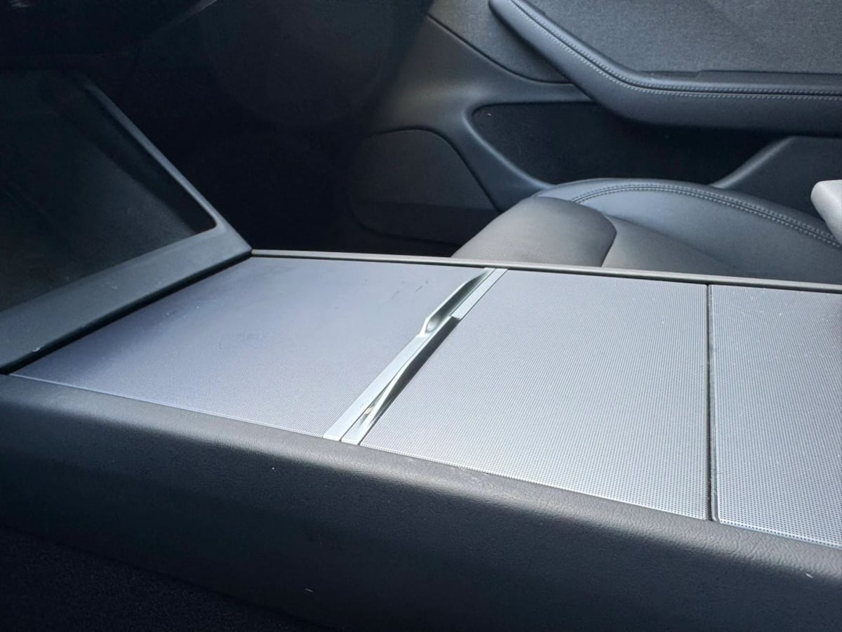 2025 Tesla Model 3 Long Range - Photo 39