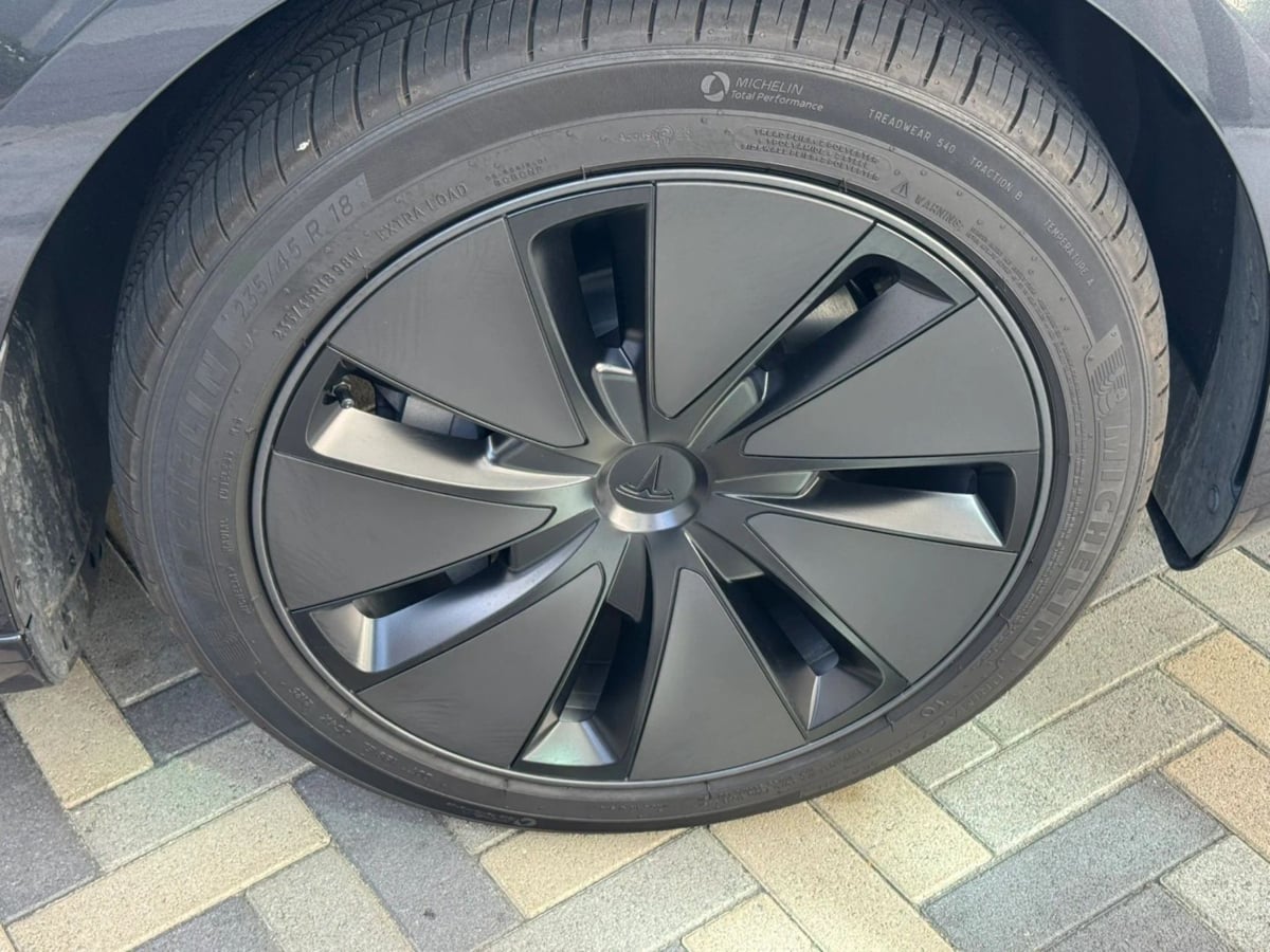 2025 Tesla Model 3 Long Range - Photo 45