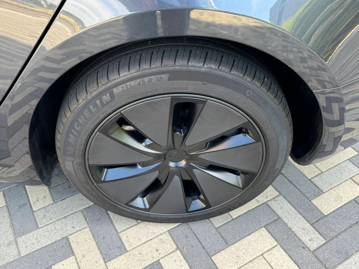 2025 Tesla Model 3 Long Range - Photo 48