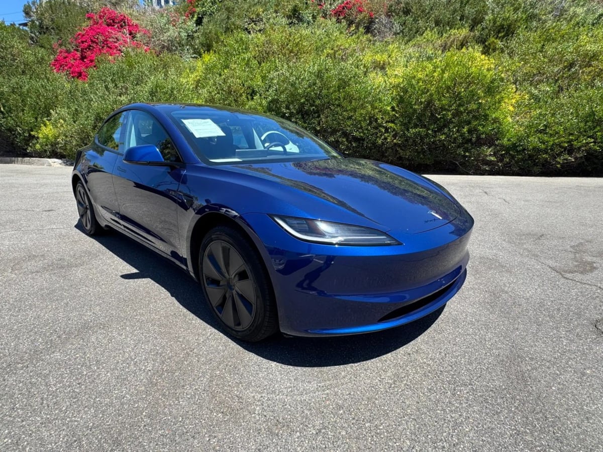 2024 Tesla Model 3 Base - Photo 3