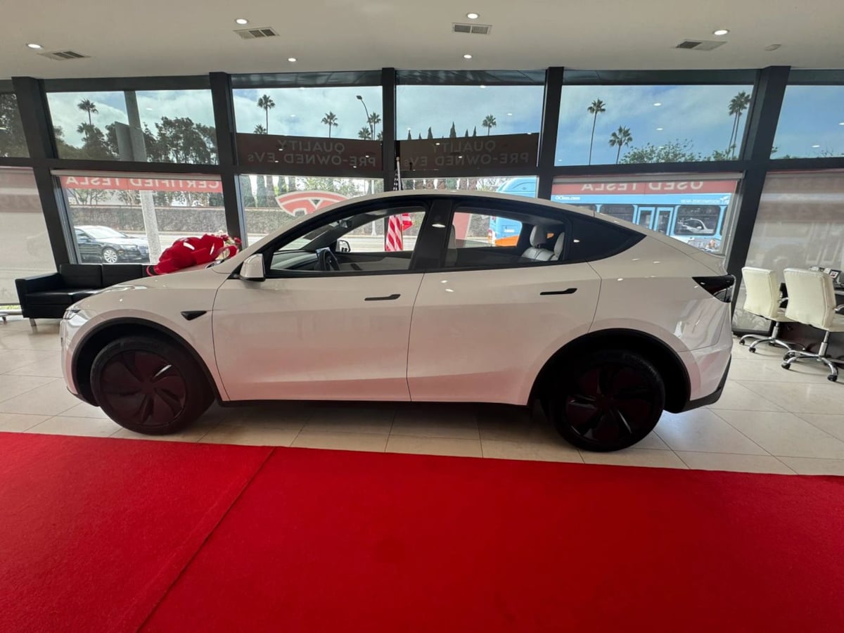 Photo 8 of this Tesla Model Y